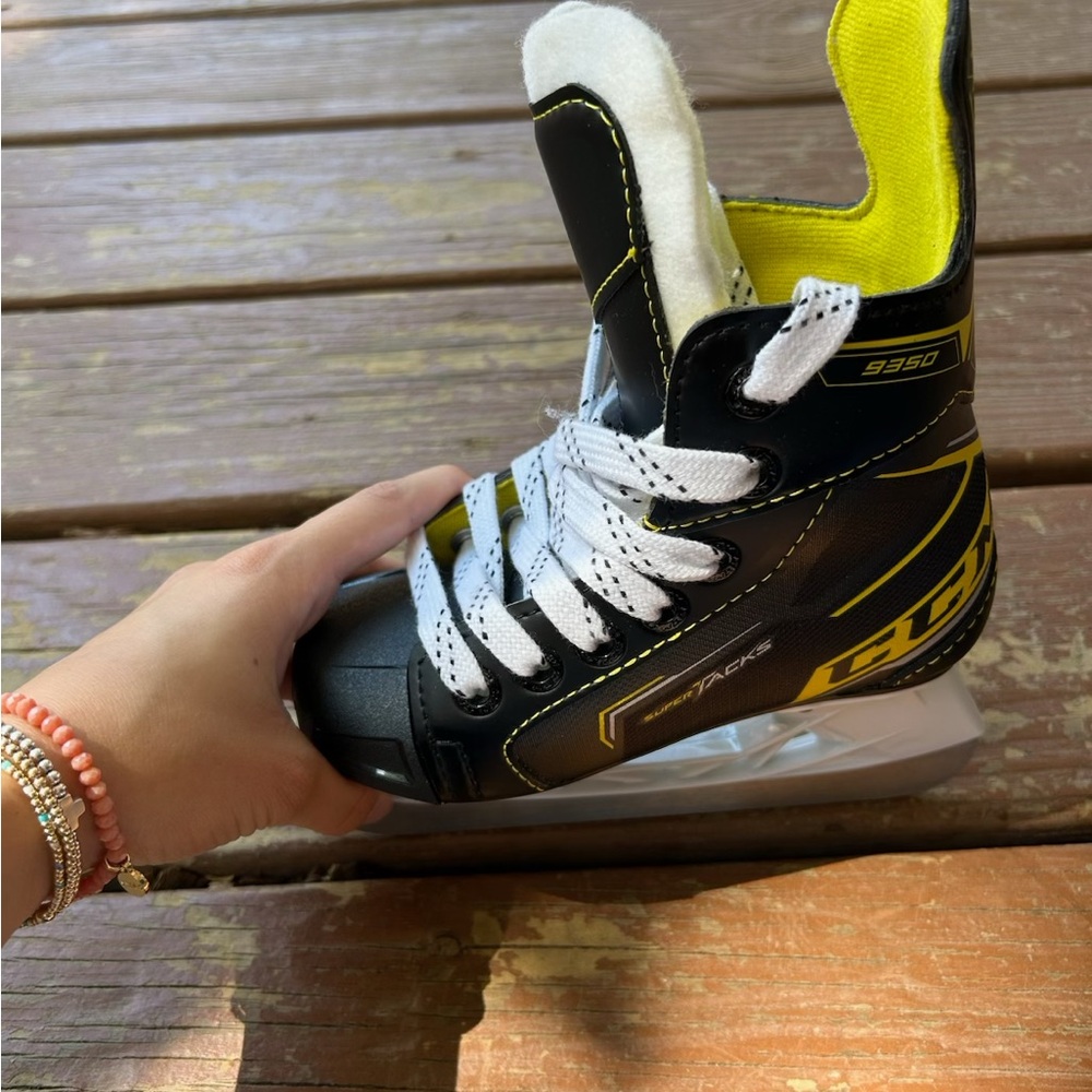 Black and Yellow kids Ice Hockey Skates